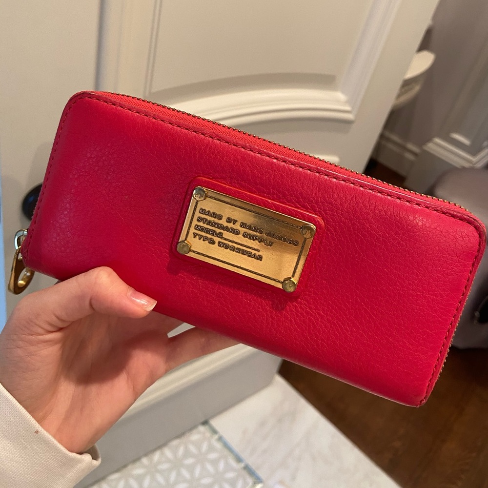 Marc Jacobs wallet